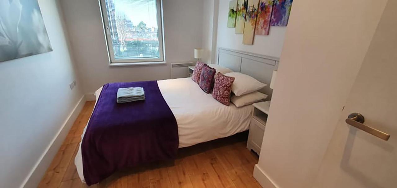 Bright & Spacious Double Bedroom With Ensuite And Concierge! Paid Parking Available London Exterior foto